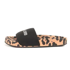 ワコマリア　サンダル ワコマリア初のレザーサンダル - リザードやパイソン柄を型押し