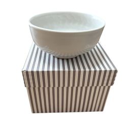 やきもの　抹茶碗　シンプル　和食器　ライトグレー