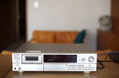 DATデッキ sony DTC―59ESゴ―ルド リモコン付き DATデッキ sony DTC―59ESゴ―ルド リモコン付き