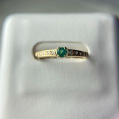 エメラルドリング　K18　エメラルド0.09ct　ダイヤモンド0.06ct　＃12