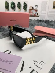 2025年最新】miumiu サングラス メンズの人気アイテム - メルカリ