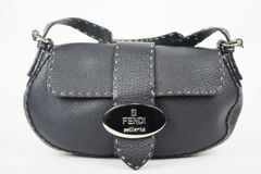 【美品】FENDI フェンディ セレリア ワンショルダーバッグ シルバー金具 ブランド 鞄【SU28】