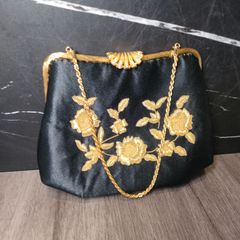 【専用】TOKUKO 1er VOL　トクコ　前開き ワンピース　刺繍　ブルー系 花の刺繍アップリケ付きワンピース 〜TOKUKO 1er VOL | Salon de