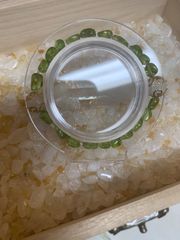 ペリドット（橄欖石・かんらんせき）、フロストクラック水晶　ブレスレット