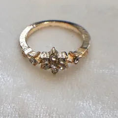 ゴールドメッキ　リング　ジルコニア人工石　指輪  7.5号　0708