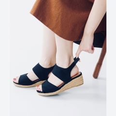 美品　メヌエMenue ウエッジソールサンダル　ネイビー　26-26.5cm