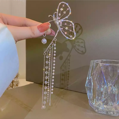 女性と女の子のための蝶の形をしたイヤリング,ピアスのない宝石,真珠付き2021