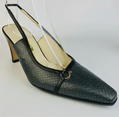 Salvatore Ferragamo・サルヴァトーレ フェラガモ★レディース レザー ガンチーニ総柄 ガンチーニ金具付き バックストラップ サンダル（4 1/2C）