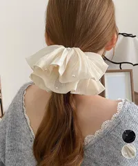 パール付きシュシュ 上品プリーツヘアゴム