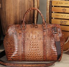 新品定価20万！高級 BOLINIボリーニ クロコ型押 し2wayビジネスバック