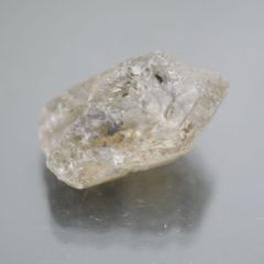 ヒマラヤ ガネーシュヒマール産 エレスチャル ポイント水晶 1点物  約7.3g 約2.5×1.5cm ヒマラヤ水晶 骸骨水晶 天然石・置き物