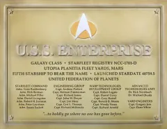 【中古】雑貨 U.S.S.エンタープライズ NCC-1701-D 就航記念プレート 「隔週刊 スタートレック・スターシップコレクション」 第21号～第40号購読者様全員プレゼント