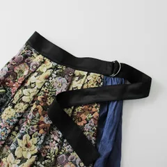 【美品】Lois CRAYON 刺繍 デニム ブルゾン(Mブルー)ロイスクレヨン 【美品】Lois CRAYON 刺繍 デニム ブルゾン(Mブルー)ロイスクレヨン Gジャン/デニムジャケット 売り出し