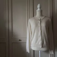 @ Agnes b. アニエスベー ニット カーディガン　羽織　 白 金　長袖　ドット　水玉　カシミヤ　カシミア　お呼ばれ　デート　オフィスカジュアル　食事会　可愛い　お出かけ　上品