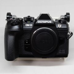 Olympus OM-D E-M1 Mark III ボディ 2037万画素 マイクロフォーサーズマウント ブラック