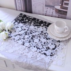 ランチョンマット PVC ビニール 撥水 可愛い レース ホワイト ブラック 水洗い お手入れ簡単 プレースマット かわいい テーブルマット アンティーク風 おしゃれ 敷物