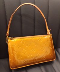 ★2045 LOUIS VUITTON ルイヴィトン モノグラム ヴェルニ レキシトン アクセサリー ポーチ ハンドバッグ ブロンズ M91133