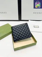 【今日特価】Gucci グッチ スプリームキャンバスシリーズ 牛皮内格を採用する