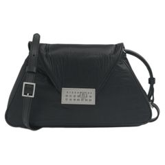 エムエムシックス メゾンマルジェラ MM6 レディース メンズ SB5ZH0012 P6993 T8013 ニューメリック シワ加工 ショルダーバッグ ブラック