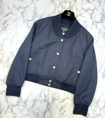 【中古】 CHANEL （シャネル） ﾌﾞﾙｿﾞﾝ ｼﾞｬｹｯﾄ レディース衣類 アウター ショート丈 ナイロン ココマークﾎﾞﾀﾝ  Navy P53732V40166 used:Aのサムネイル