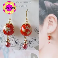 🌸【匿名発送】【ピアス or イヤリング 変更可】【*2415桜転写ビーズ（レッド） ピアス・イヤリング】2点目より割引 ハンドメイドピアス ハンドメイドイヤリング アレルギー対応 さくら 揺れる 大ぶり  サクラ 赤