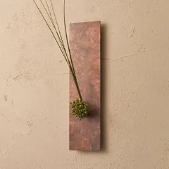 モメンタムファクトリー on the wall mini　花瓶 一輪挿し 壁掛け かびん フラワーベース 日本製 タペストリー 観葉植物 花 ラッピング 北欧テイスト アンティーク 玄関 ウォールデコ ブランド 手作り ヴィンテージ モダン 銅 斑紋 真鍮