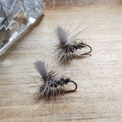 ■ELK■　ピーコック　パラシュート　10本　完成品フライ　フライフィッシング　ドライフライ