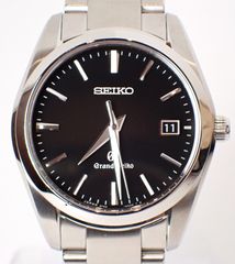 GUCCI グッチ QZ 5500Ｍ ブラック文字盤 メンズ腕時計 中古美品です GUCCI グッチ QZ 5500M ブラック文字盤 メンズ腕時計 中古美品