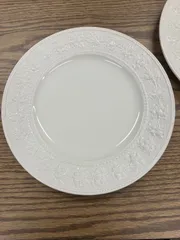 2025年最新】ウェッジウッド フェスティビティ プレートの人気アイテム