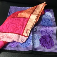 イブサンローランスカーフハンカチ2枚組