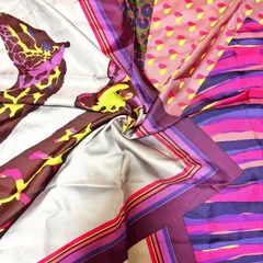 LOUIS VUITTON ☆レア廃盤品☆スカーフ、ハンカチセット☆極美品 LOUIS VUITTON ☆レア廃盤品☆スカーフ、ハンカチセット☆極美品