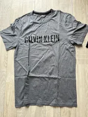 【アメリカ購入】カルバンクラインTシャツ/新品/グレー/Sサイズ/メンズ/レディース