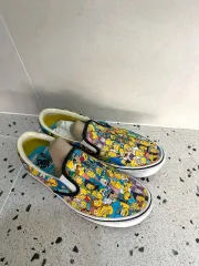 VANS シンプソンズ コラボ スライドオン サンダル 24cm 新品タグ付き VANS シンプソンズ コラボ スライドオン サンダル 24cm 新品タグ