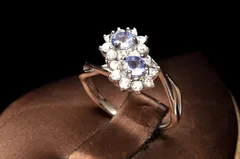 シルバー925 タンザナイト＆水晶 4(丸玉2)mm 花形 指輪リング(サイズ調整可) 1個売り パワーストーン 天然石 _PRG2161