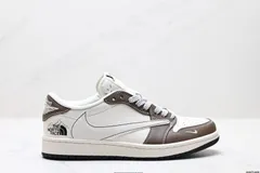 新品未使用タグ付　リバーススウォッシュNIKE Air Jordan1 Low × Travis Scott 