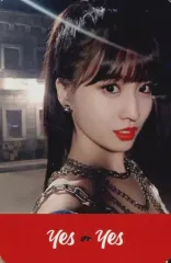 【中古】コレクションカード(女性) Twice/モモ/カード下部赤・中央タイトルロゴ/CD「YES or YES」封入特典フォトカード