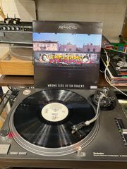 artifacts / wrong side of da tracks
