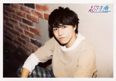 【中古】生写真(男性) 超特急/タカシ(松尾太陽)/横型・バストアップ・座り・衣装ベージュ・体左向き・背景レンガ/「超特急 LIVE TOUR 2016 Synchronism～Body ＆ Groovin’～」生写真セット 第15弾