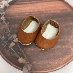 メルちゃんサイズの靴　薄茶色