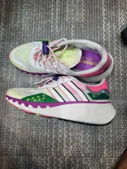 2025年最新】アディダススニーカー ピンクの人気アイテム - メルカリ