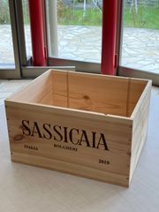 サッシカイア　2019  ワイン　木箱