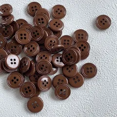 プラスチックボタン15mm 60コ　4つ穴　こげ茶*