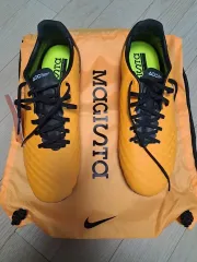 Nike マジスタ　オーパス　SG-PRO 27.5 値下げ中！ Nike マジスタ オーパス SG-PRO 27.5 値下げ中！ - メルカリ