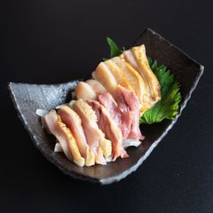 これぞ本場の鶏刺し！大摩桜モモ・ムネ160g×4パック/オリジナル醤油