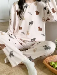 ルームウエア パジャマ 可愛い 部屋着 セットアップ トイプードル柄 愛犬家 上下セット