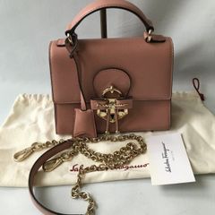 美品 ebagos (エバゴス) 完売 　　ブライドルレザー　紅藤 カゴ バッグ 美品 ebagos (エバゴス) 完売 ブライドルレザー 紅藤 カゴ