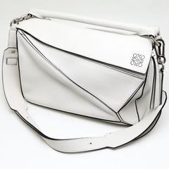 ロエベ　パズルバッグ　ミディアム　ホワイト　カーフレザー　シルバー金具　ハンドバッグ　2Way　322.30.K74
