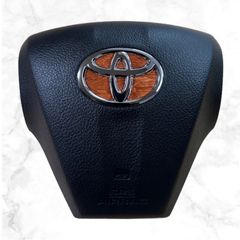 ステアリング エンブレム ステッカー 艶あり茶木目 トヨタ TOYOTA ⚫︎プリウス ⚫︎カローラ ⚫︎アルファード ⚫︎ヴォクシー ⚫︎ハイエース ⚫︎C-HR ⚫︎ハリアー ⚫︎ランクル ⚫︎ライズ ⚫︎アクア ⚫︎ヤリス ⚫︎GR86 他