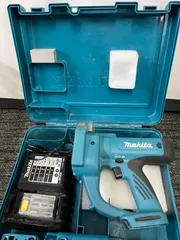 makita(マキタ) 充電式全ネジカッタ　SC101D 本体良品のサムネイル