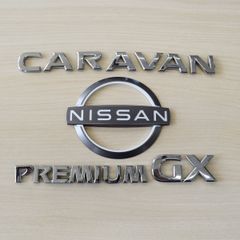 日産 NISSAN キャラバン CARAVAN GX エンブレム プレミアム セット 【中古　新車外し品】